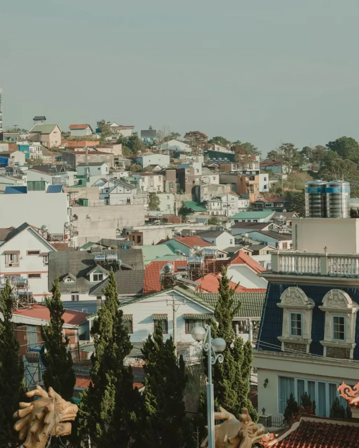 Dọn phòng đón khách
